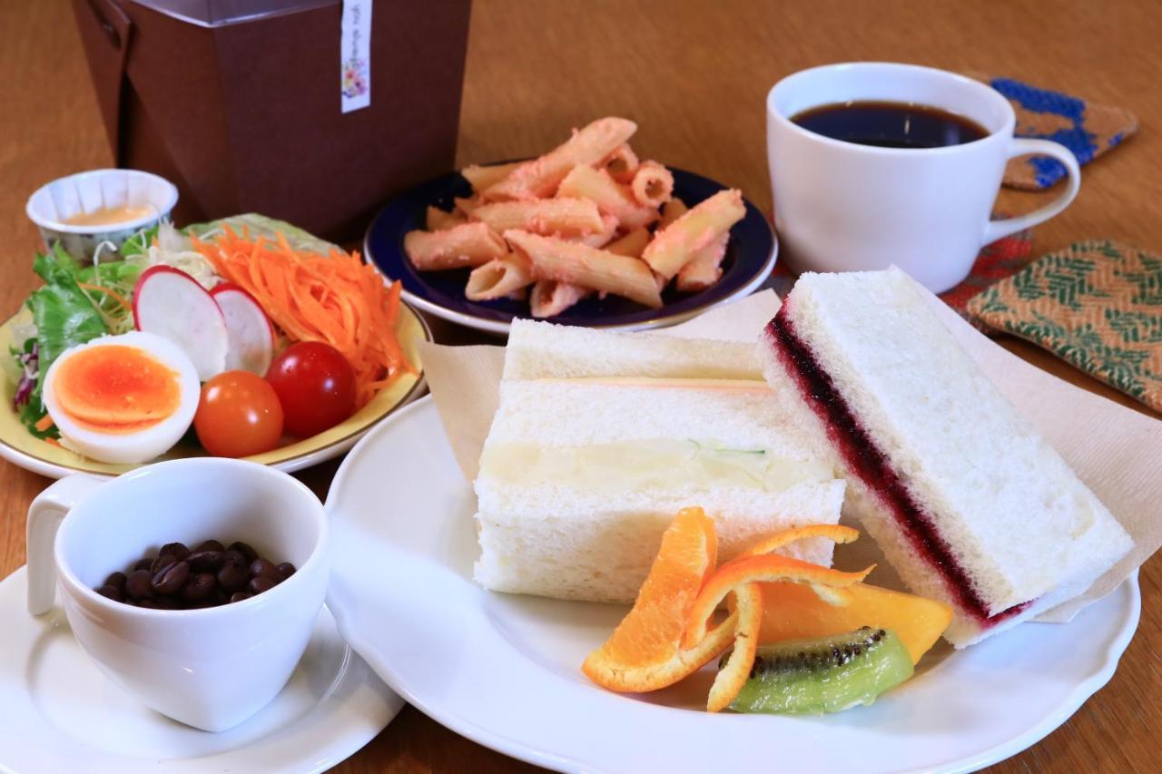 Ryosha Tsukiakari Bed & Breakfast Yamanakako Ngoại thất bức ảnh