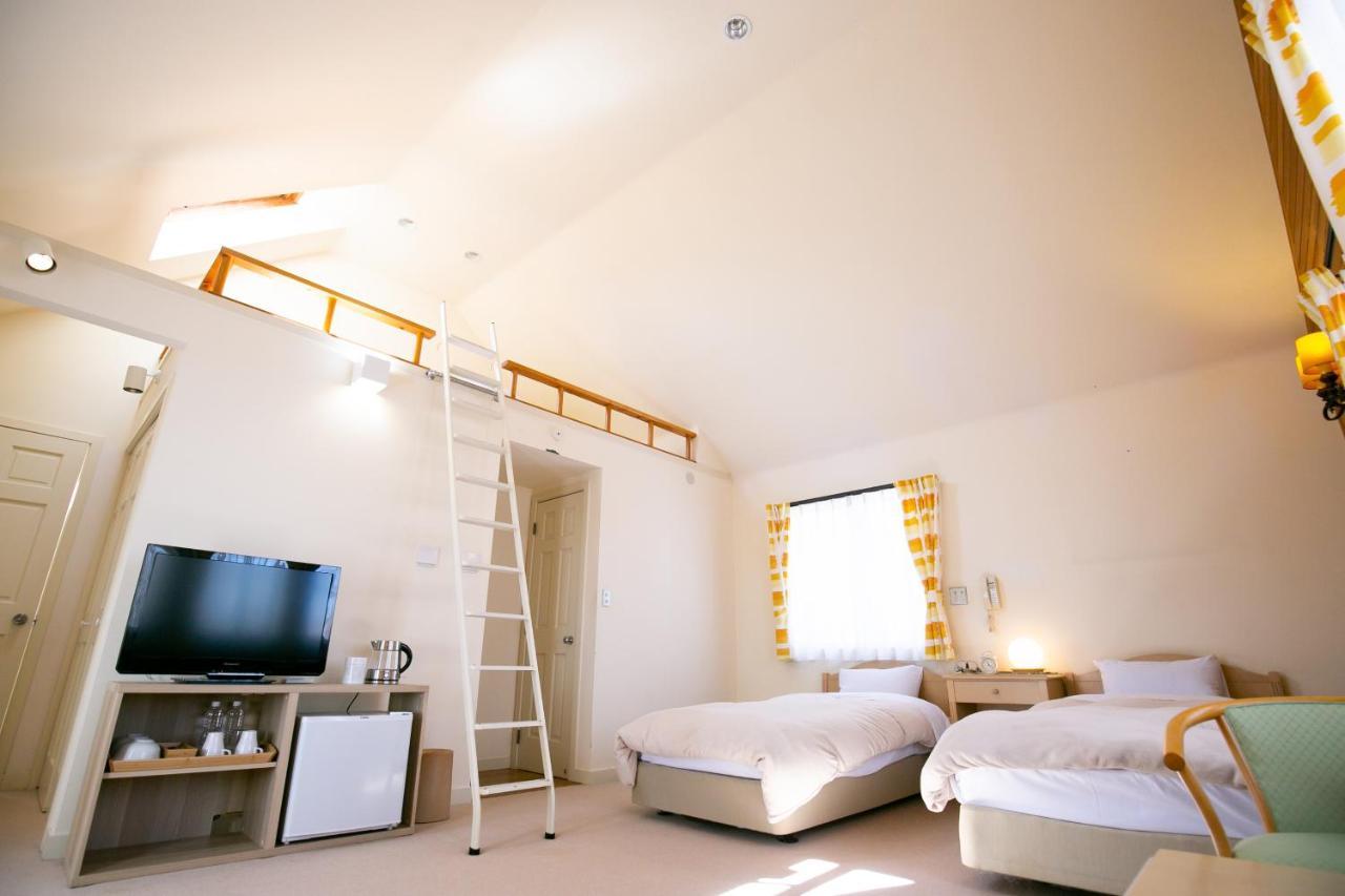 Ryosha Tsukiakari Bed & Breakfast Yamanakako Ngoại thất bức ảnh