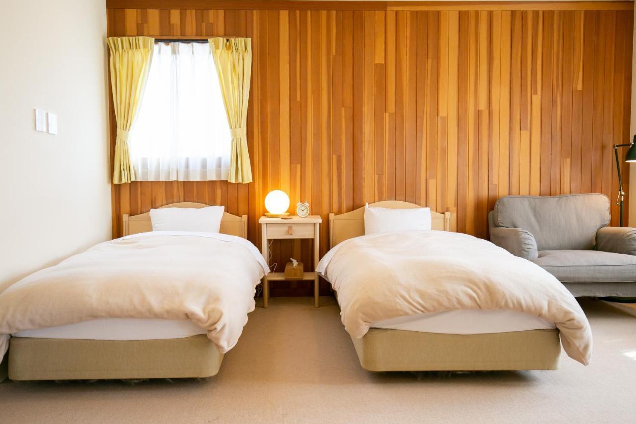 Ryosha Tsukiakari Bed & Breakfast Yamanakako Ngoại thất bức ảnh
